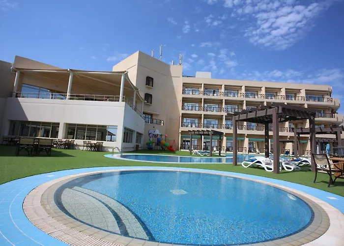 Atana Khasab Hotel
